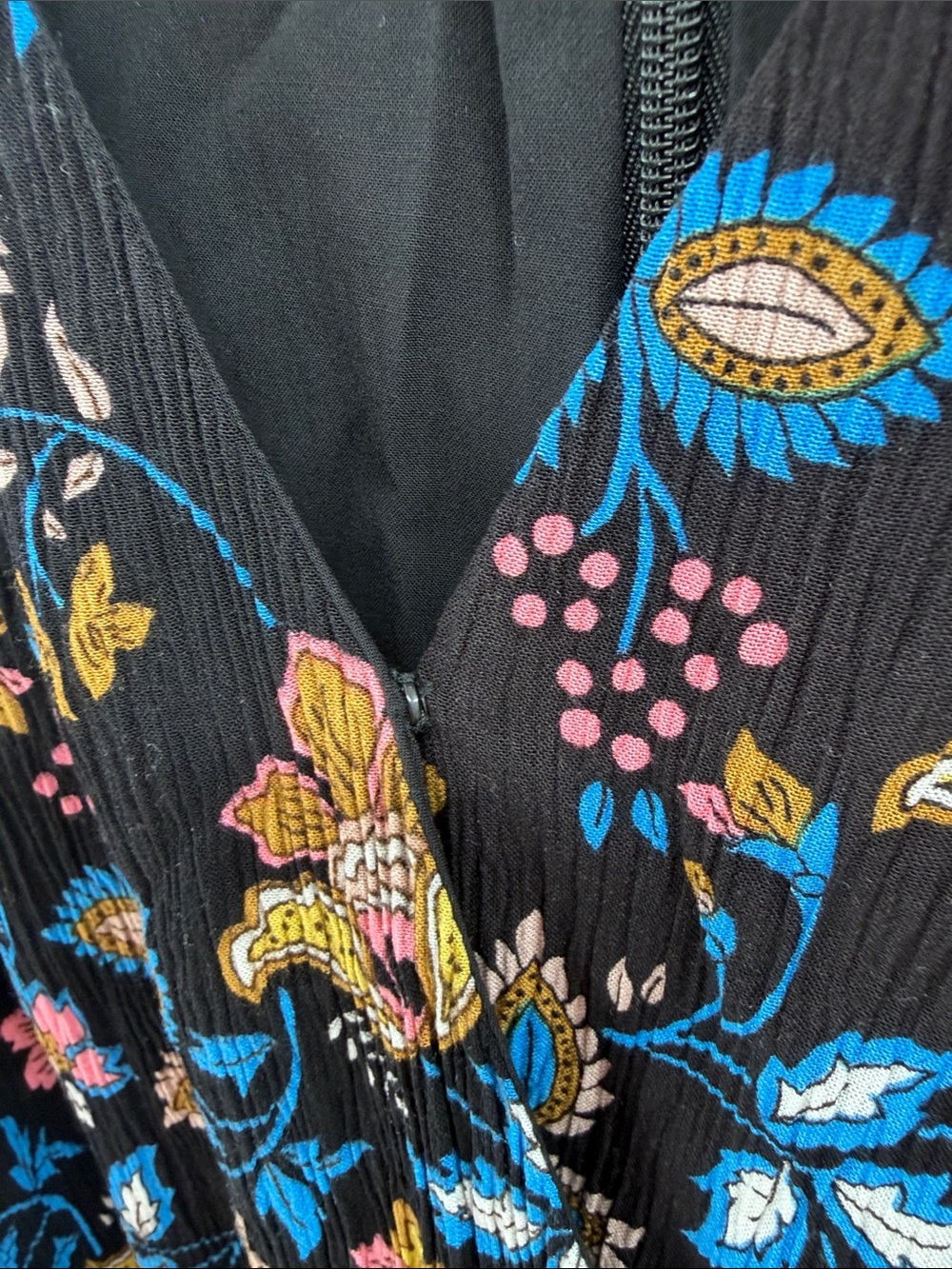 Boden Women's Alice Floral Print V-neck Jumpsuit - Black Crinkle Gauze Multi - 6 - Picture 7 of 10